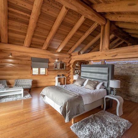 The Log Cabins At The Vu Батгэйт Экстерьер фото
